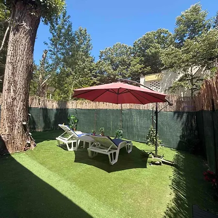 Luxury Beachfront Bungaloo In Kavatsi Camping *
